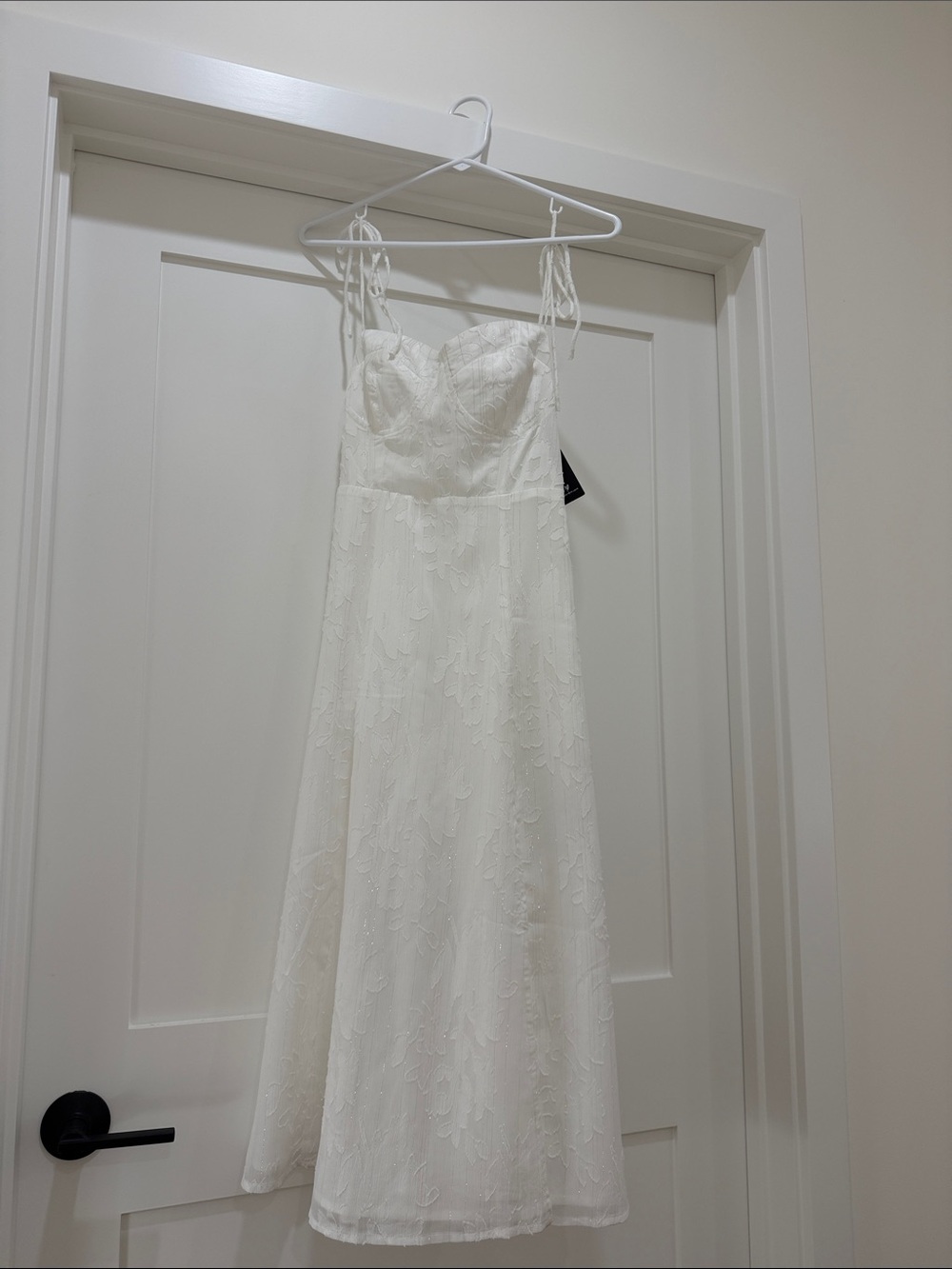 Lulus Loveliest Looks White Floral Jacquard Tie-Strap Midi Dress